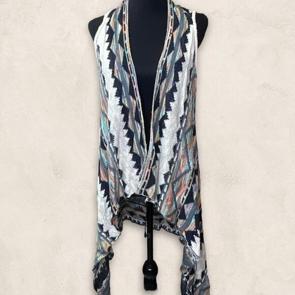 MAURICE'S Bohemian Sweater Vest Navy Cream Multi Color Size Small/Medium - Picture 5 of 9